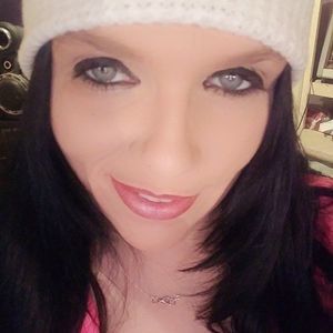 Meet your Posher, Joanna